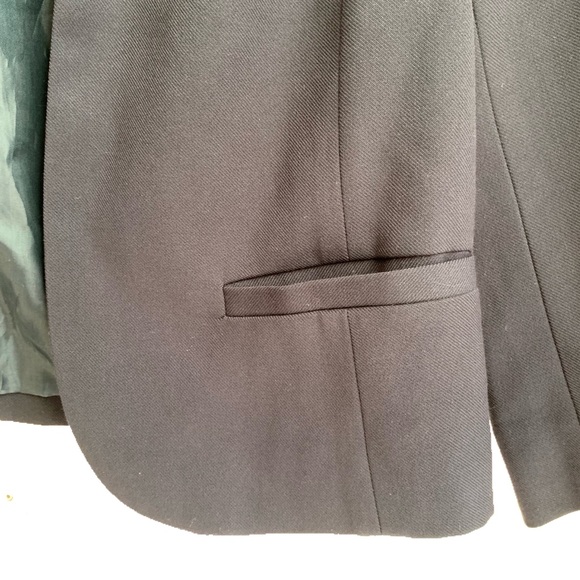 Smart Set Blazer - Picture 3 of 6